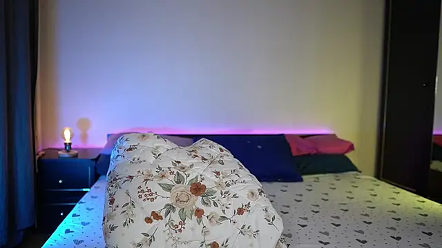 TiffanyPierce Adlı Modelin Canlı XXX Sohbeti