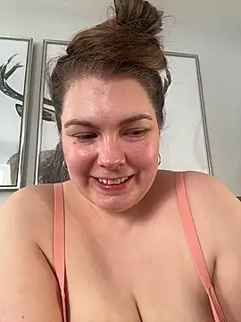 Chat +18 de violetaurora95 ao vivo