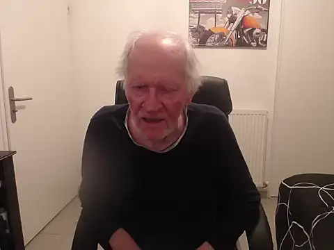 jimmy73490: онлайн-секс-чат