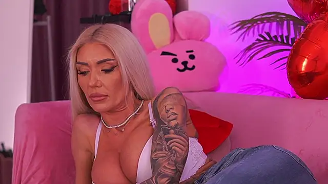 fallingangel Adlı Modelin Canlı XXX Sohbeti