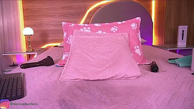 danna_berlin_: онлайн-секс-чат