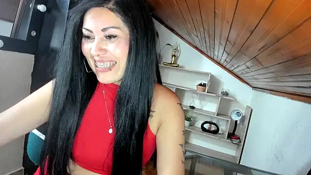 Tania_mature Chat XXX live