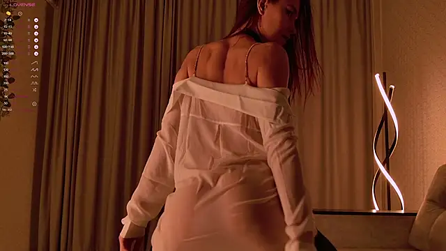 Chat +18 de Alice__grace ao vivo