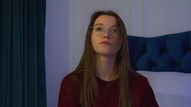 KeiraAsti's Live XXX Chat