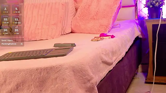 Chat +18 de Mhia_Sweet_ ao vivo