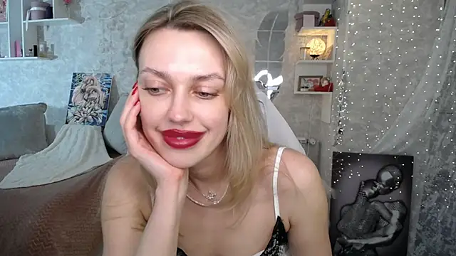 NickyAdamidi – Naživo XXX chat