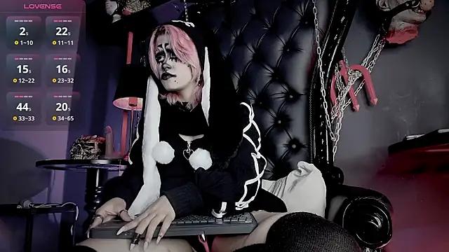 Chat XXX en directo de Navier__