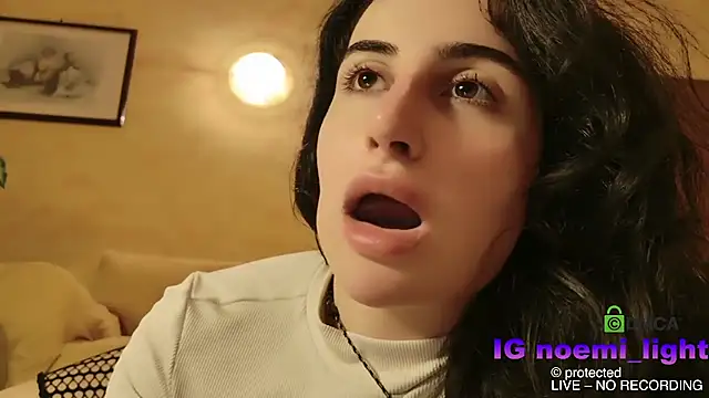 XXX chat uživo modela DeaAthena