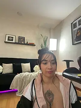 EmmyEvans1 Live XXX-chat