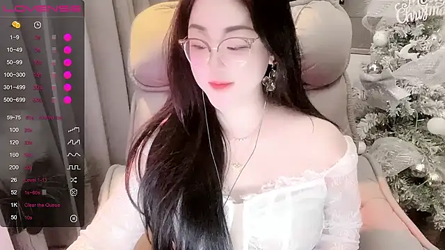 Monica-666888- Show Webcam