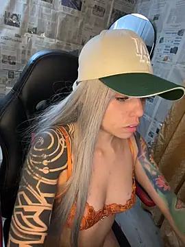 XXX chat uživo modela i_am_nina_