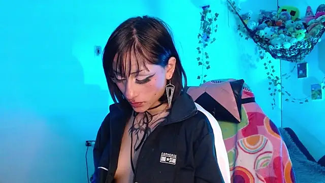 Layla_quinn 现场XXX聊天