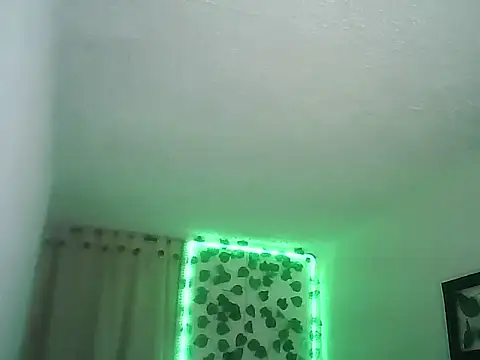 SexDiffrent: онлайн-секс-чат