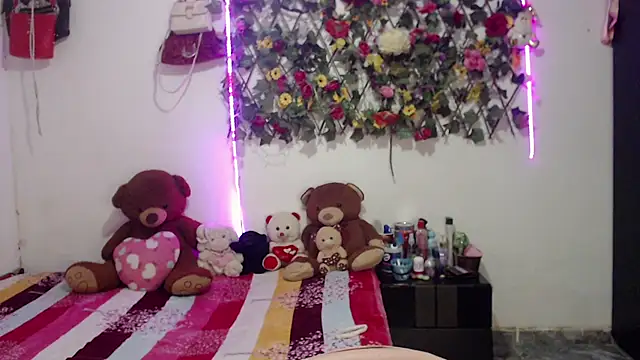 Онлайн чат XXX sexysusan4you