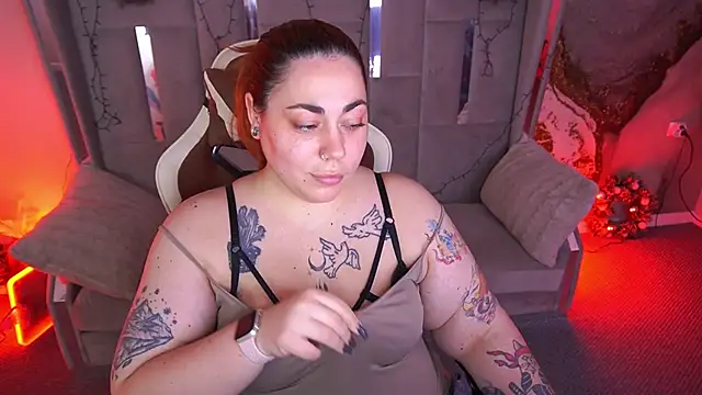 Kittywakee 现场XXX聊天