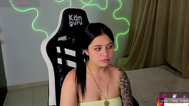 Chat XXX en directo de Victoryyy_