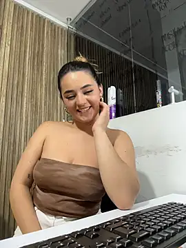 Antonella_Julieta's Live XXX Chat