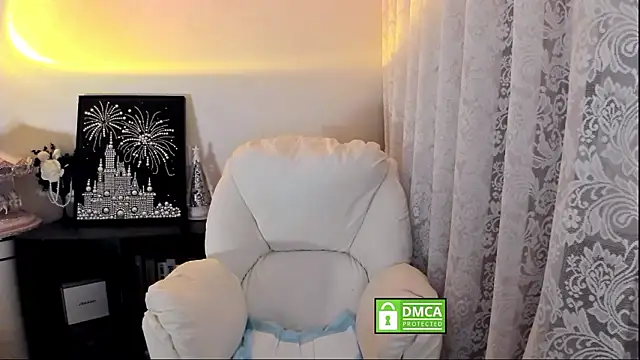 Cute_Mango élő XXX-chatje