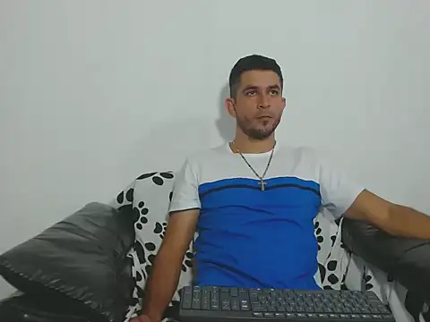 _Grasshopper: онлайн-секс-чат