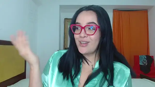 دردشة Nova-Satela الجنسية المباشرة