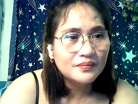 Amazing_Angel22 élő XXX-chatje