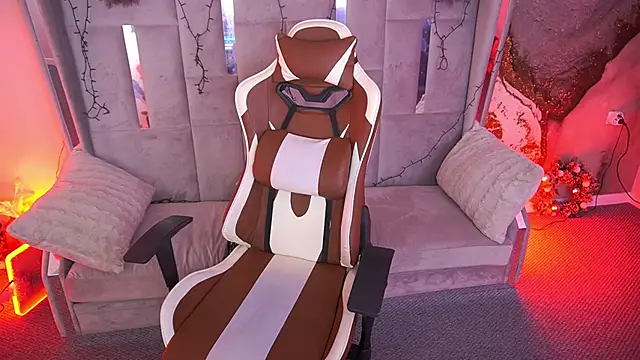 Chat XXX en directo de Kittywakee