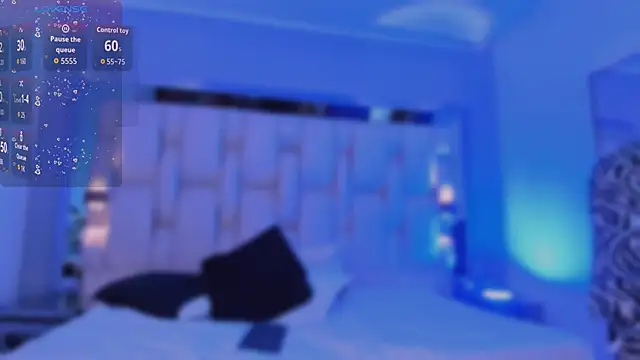 revenmiller_ élő XXX-chatje