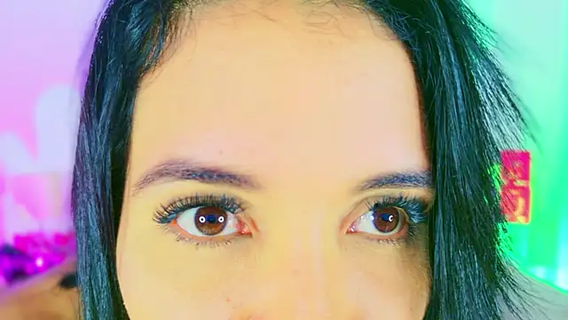 Chat XXX ao vivo de CharlootteEvans