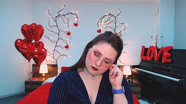 Hennessy_bunny Chat XXX live