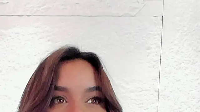 Chat +18 de sarah_salis_ ao vivo