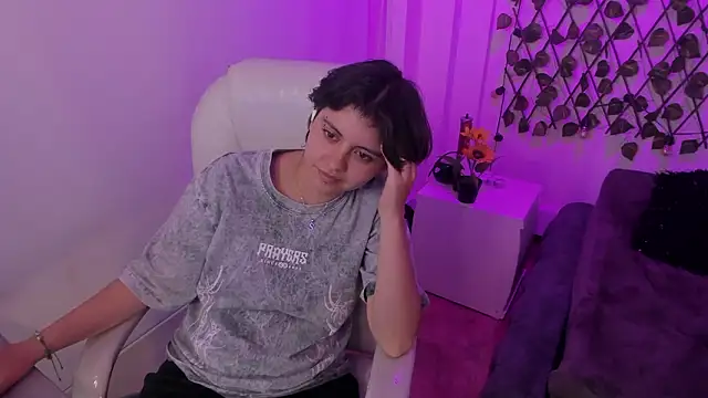 Nathaly_ds élő XXX-chatje