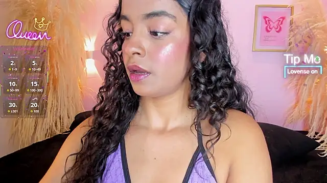 SunnyGilmoree's Live XXX Chat