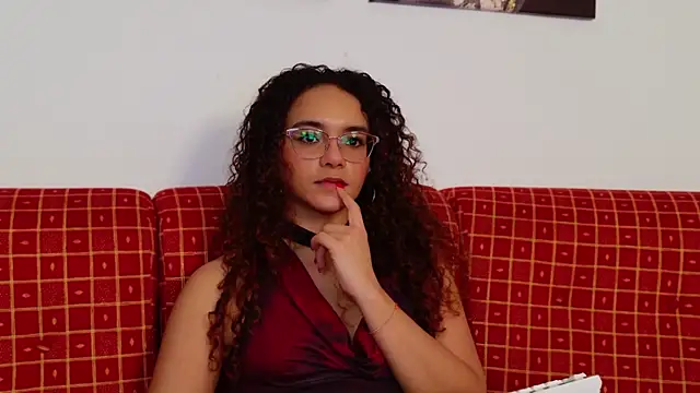 Chat +18 de Taylor_Tina ao vivo