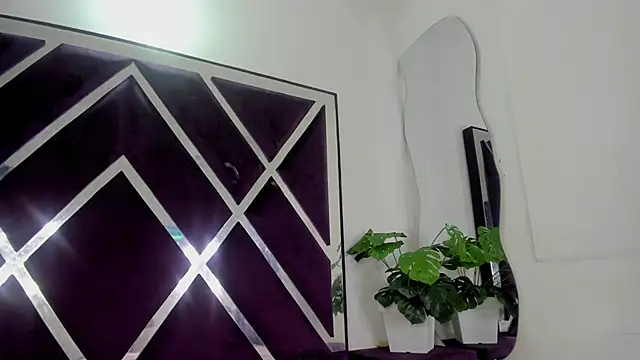 แชท XXX สดของ marcyasm