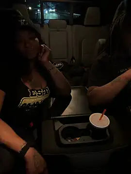 HaloRodeoLover2's Live XXX Chat