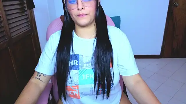 atenea_02_love – Live XXX-chat