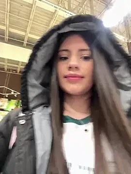 แชท XXX สดของ Isabella21_