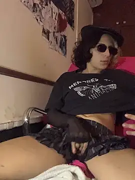 pinkyves Pertunjukan Webcam