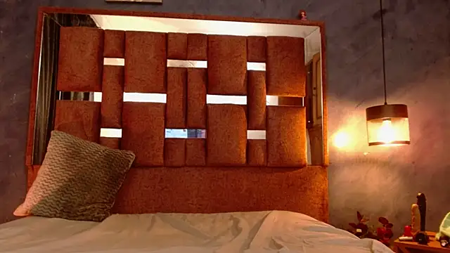 bella_volup: онлайн-секс-чат