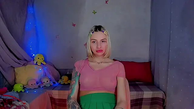 YourLizzyDoll: онлайн-секс-чат