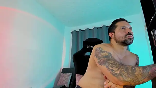 Pierre_Vidal élő XXX-chatje