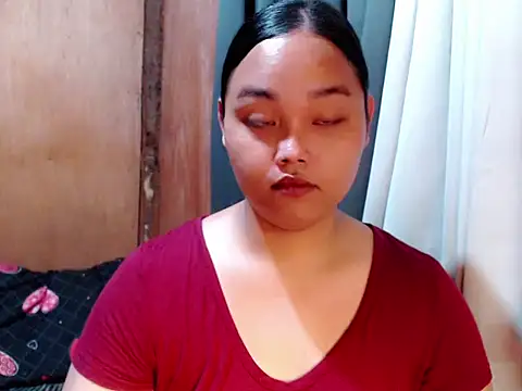 _Lylia Pertunjukan Webcam