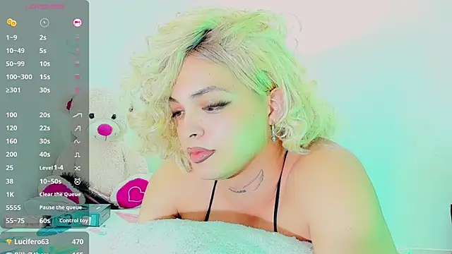 Živý XXX chat Emmaa_Saenz_