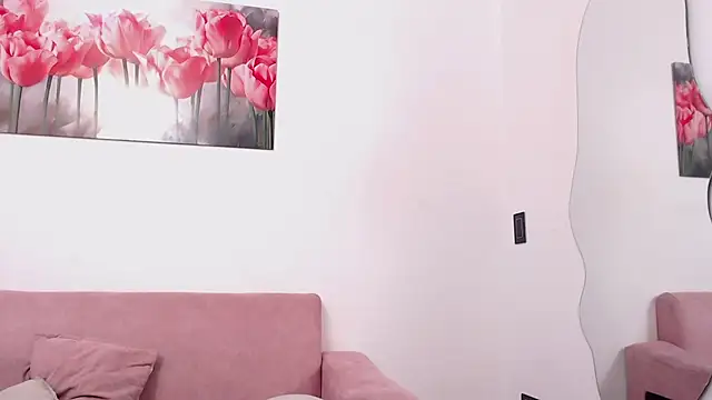 pinky_f00x Chat XXX in diretta