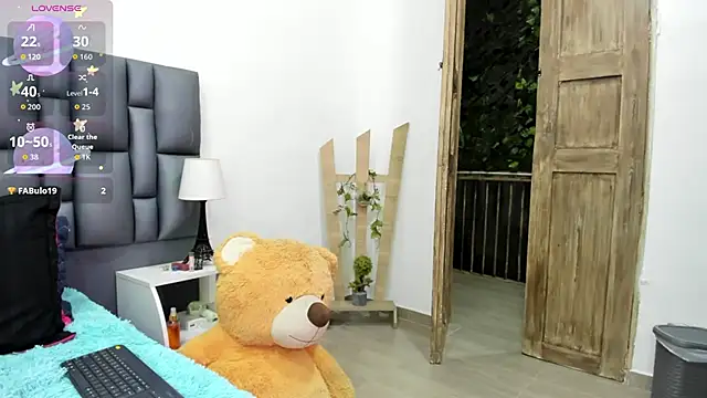 valeriasweet_: απευθείας συνομιλία ΧΧΧ