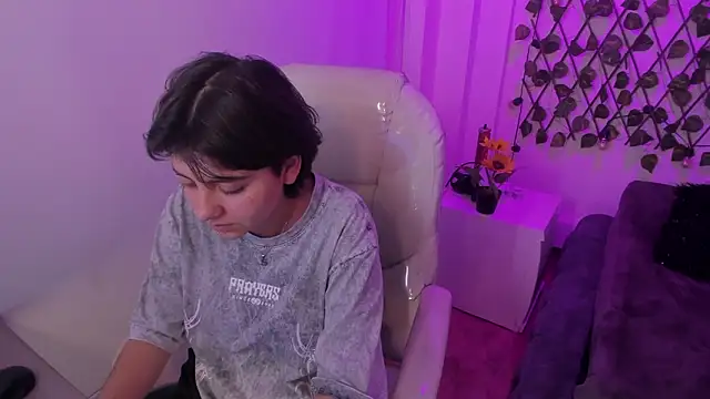 Nathaly_ds élő XXX-chatje