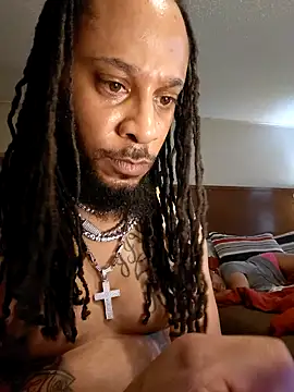 TooGoodConway23: διαδικτυακό σόου στην κάμερα