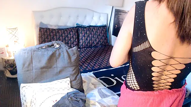 دردشة NinaDOM4CUM الجنسية المباشرة