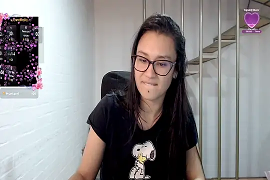 XXX chat uživo modela Jessie_Desire