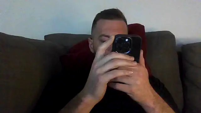 دردشة cheekycherryx الجنسية المباشرة